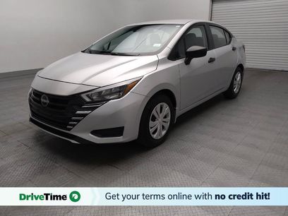Used 2025 Nissan Versa S w/ Trunk Package