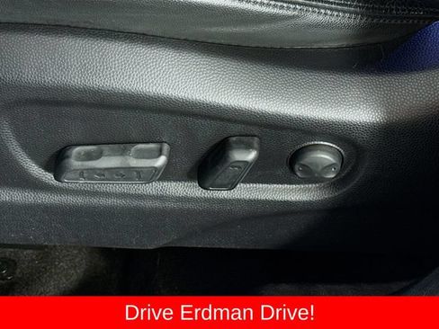 Used 2015 Kia Soul ! w/ Sun & Sound Package FWD image 12