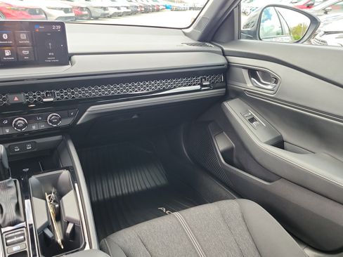 Certified 2025 Honda Accord Sport image 21