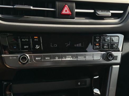 New 2026 Kia Seltos EX image 18