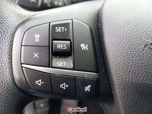 Used 2020 Ford Escape SE image 28