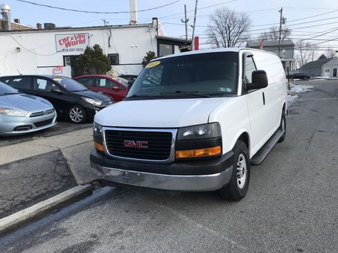Used 2015 GMC Savana 2500 image 3