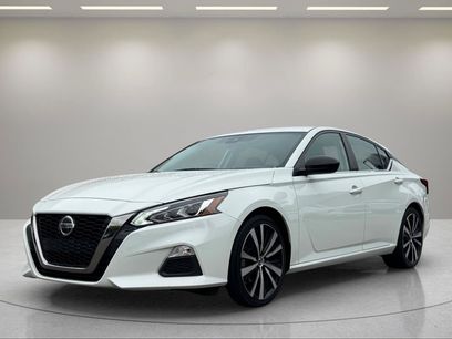 Used 2022 Nissan Altima 2.5 SR