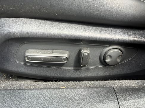 Used 2024 Honda Accord Touring image 10