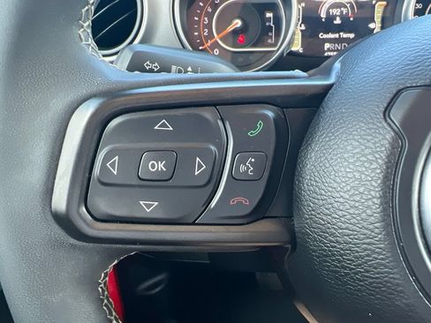 Used 2023 Jeep Wrangler Unlimited Sport AWD/4WD image 25