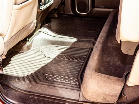 Used 2022 Chevrolet Silverado 1500 LT Trail Boss w/ LT Trail Boss Premium Package image 30