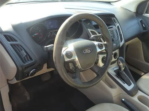 Used 2013 Ford Focus SE image 10