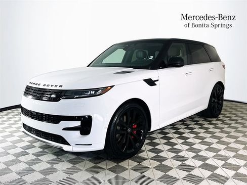 Used 2024 Land Rover Range Rover Sport Dynamic SE image 3