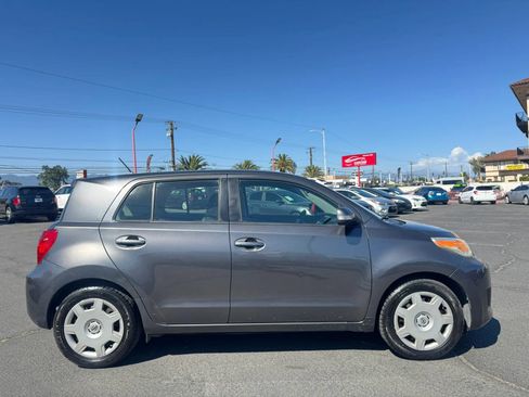 Used 2009 Scion xD FWD image 8