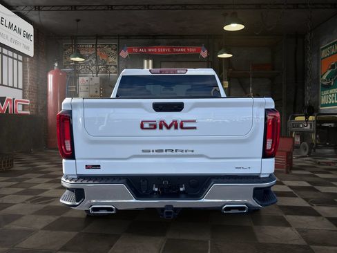 Certified 2026 GMC Sierra 1500 SLT w/ SLT Convenience Package AWD/4WD image 4