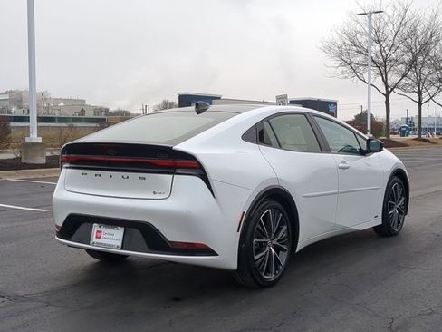 Used 2024 Toyota Prius Limited image 5