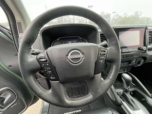 Used 2024 Nissan Frontier SL w/ Technology Package image 20