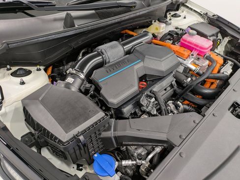 Certified 2024 Kia Sportage LX image 30