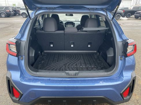 Used 2024 Subaru Crosstrek 2.0i Premium image 24