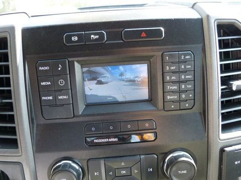 Used 2019 Ford F550 2WD Regular Cab Super Duty image 42