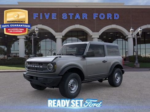 New 2025 Ford Bronco Base image 2