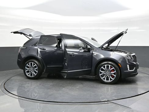Certified 2022 Cadillac XT5 Sportv w/ LPO, Floor Liner Package AWD/4WD image 41