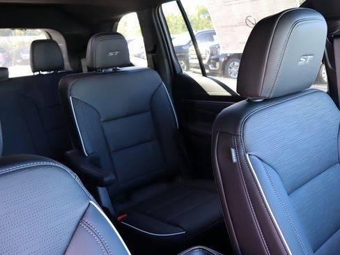 New 2026 Buick Enclave Sport Touring w/ Power Package image 27