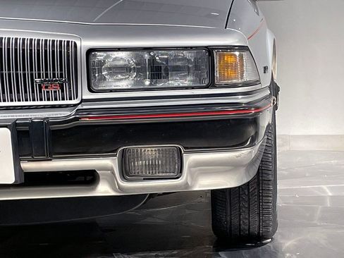 Used 1991 Buick Regal Custom image 22