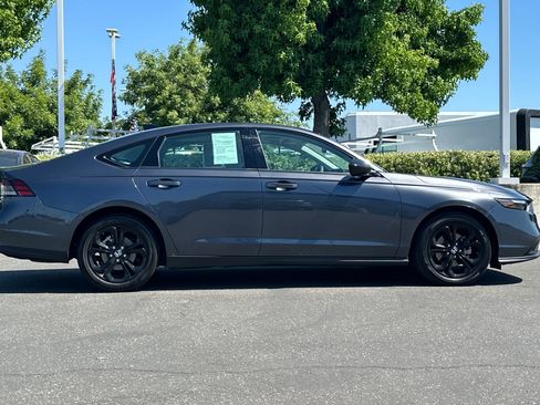 Used 2025 Honda Accord SE image 3