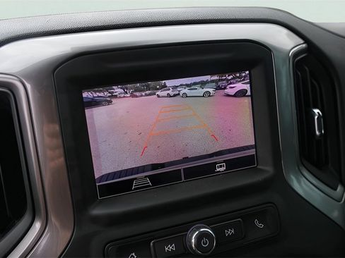 Used 2025 Chevrolet Silverado 2500 Custom w/ Custom Convenience Package image 19