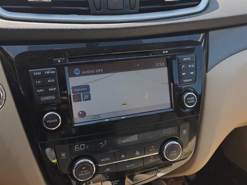 Used 2016 Nissan Rogue SV w/ SV Premium Package AWD/4WD image 5