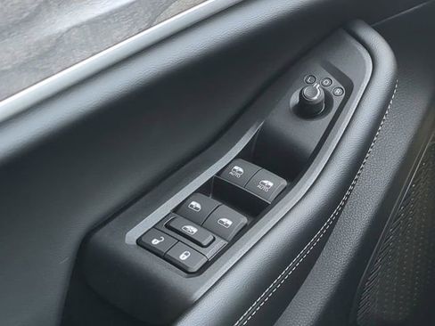 New 2025 Jeep Grand Cherokee Limited w/ Black Appearance Package RWD image 30