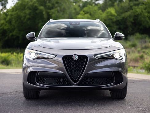 Used 2023 Alfa Romeo Stelvio Quadrifoglio w/ Active Assist Plus Package AWD/4WD image 10