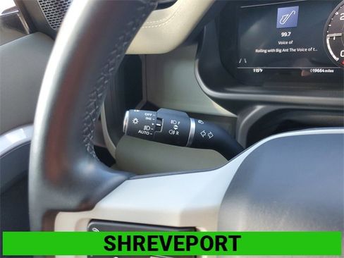 Used 2023 Land Rover Defender 110 SE image 21