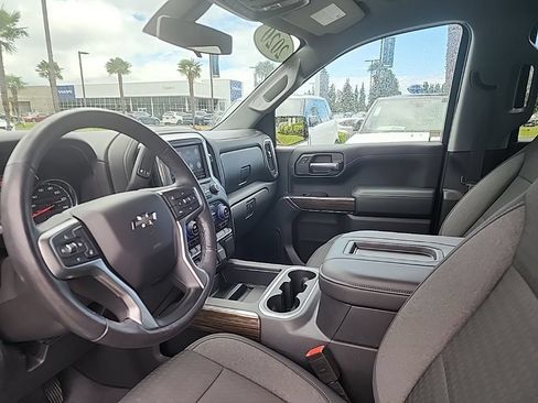 Used 2020 Chevrolet Silverado 1500 LT Trail Boss AWD/4WD image 12