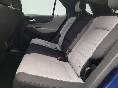 Used 2022 Chevrolet Equinox LS AWD/4WD image 18