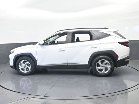 Used 2024 Hyundai Tucson SEL FWD image 3