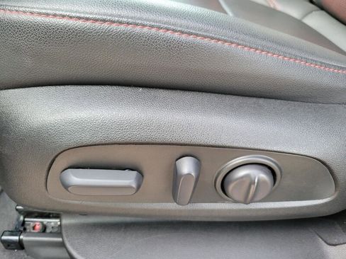 Used 2022 Chevrolet Blazer RS w/ Enhanced Convenience Package image 22