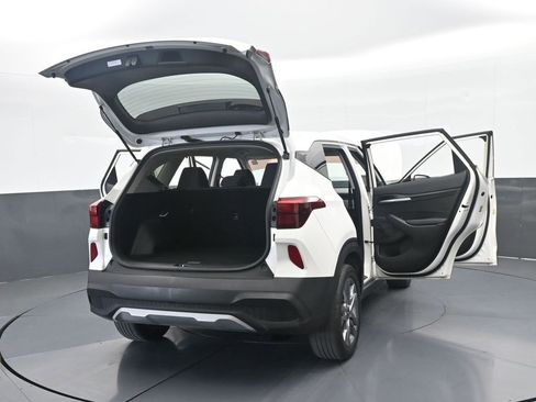 Used 2022 Kia Seltos LX image 67