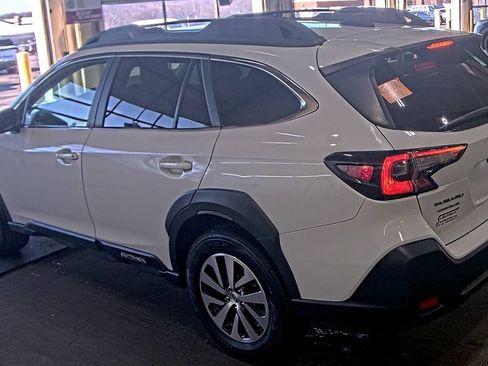 Used 2024 Subaru Outback Premium image 4