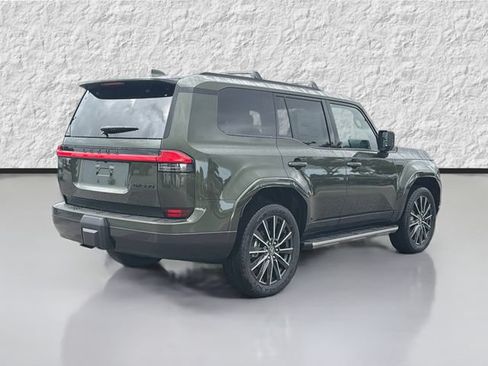 New 2026 Lexus GX 550 w/ Accessory Package (2T) AWD/4WD image 3