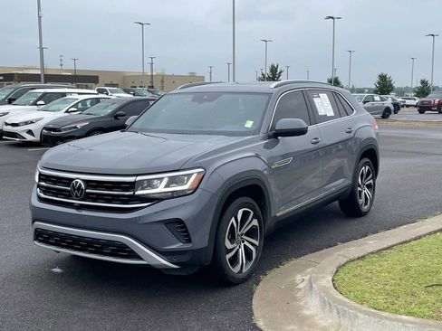 Used 2021 Volkswagen Atlas Cross Sport SEL Premium w/ Cross Sport MDO Package AWD/4WD image 3