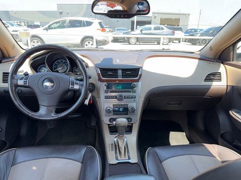 Used 2009 Chevrolet Malibu LTZ w/ Rear Power Package image 13