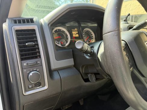 Used 2018 RAM 2500 Tradesman w/ Popular Equipment Group RWD image 17