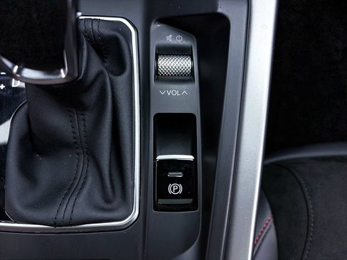 Used 2024 Dodge Hornet R/T Plus AWD/4WD image 31