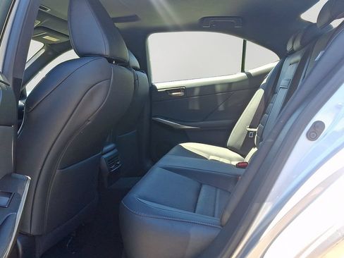 Used 2019 Lexus IS 300 F Sport AWD/4WD image 8