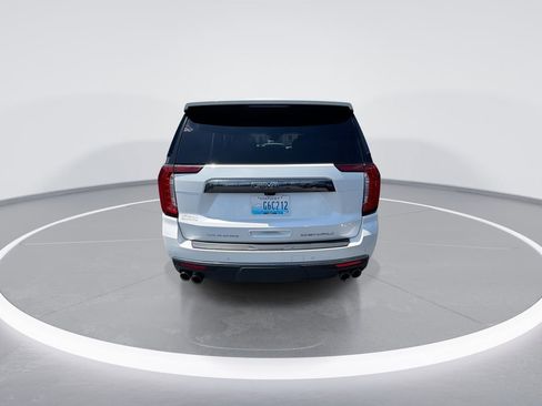 Used 2023 GMC Yukon XL Denali Ultimate AWD/4WD image 7