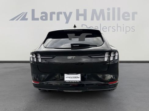 Used 2023 Ford Mustang Mach-E GT image 7