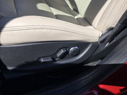 Used 2023 Genesis GV70 2.5T w/ Select Package image 20