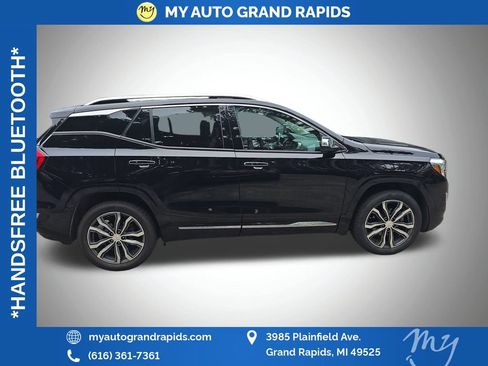 Used 2018 GMC Terrain Denali w/ Advanced Safety Package AWD/4WD image 8