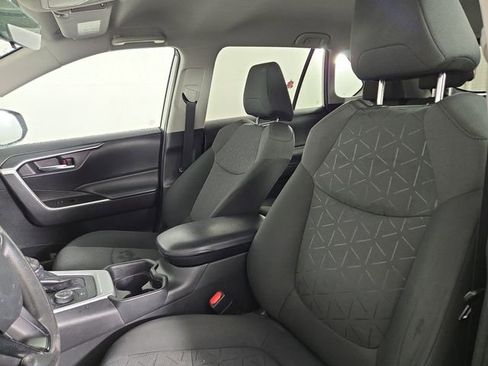 Used 2020 Toyota RAV4 XLE w/ All Weather Liner Package image 13