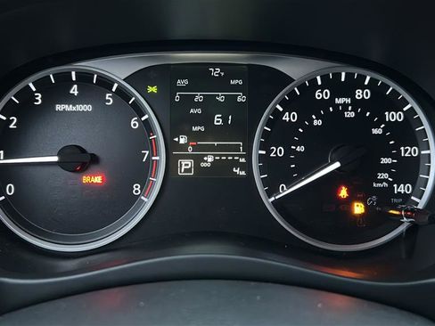 New 2025 Nissan Kicks Play S image 16