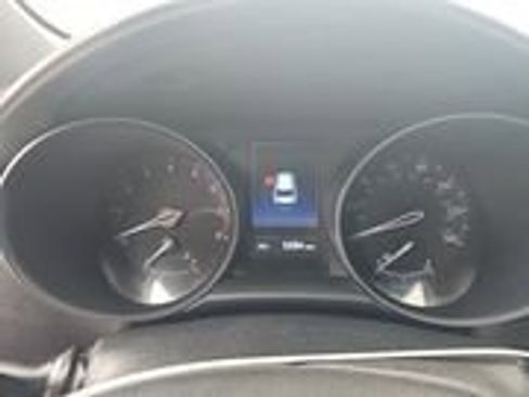 Used 2019 Toyota C-HR LE image 10