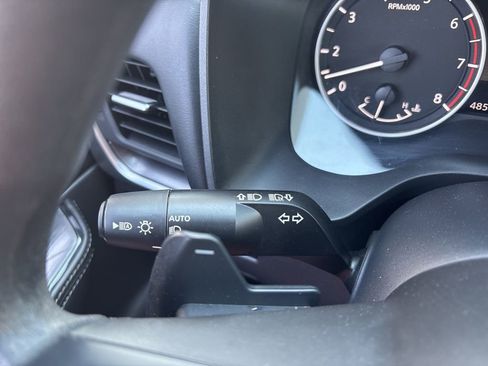 Used 2024 Nissan Rogue SV FWD image 19