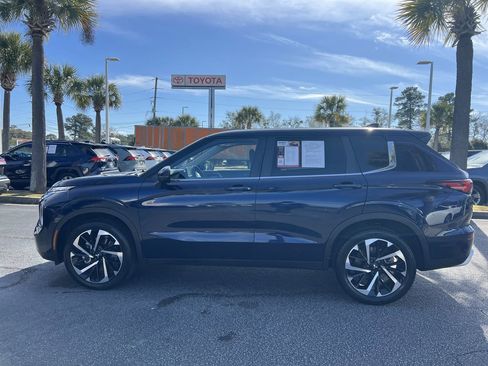 Used 2023 Mitsubishi Outlander SE image 7